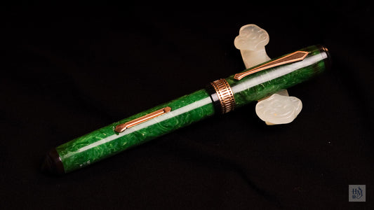 Waterman's Patrician, Emerald Celluloid GPT, #8 14k Patrician Nib
