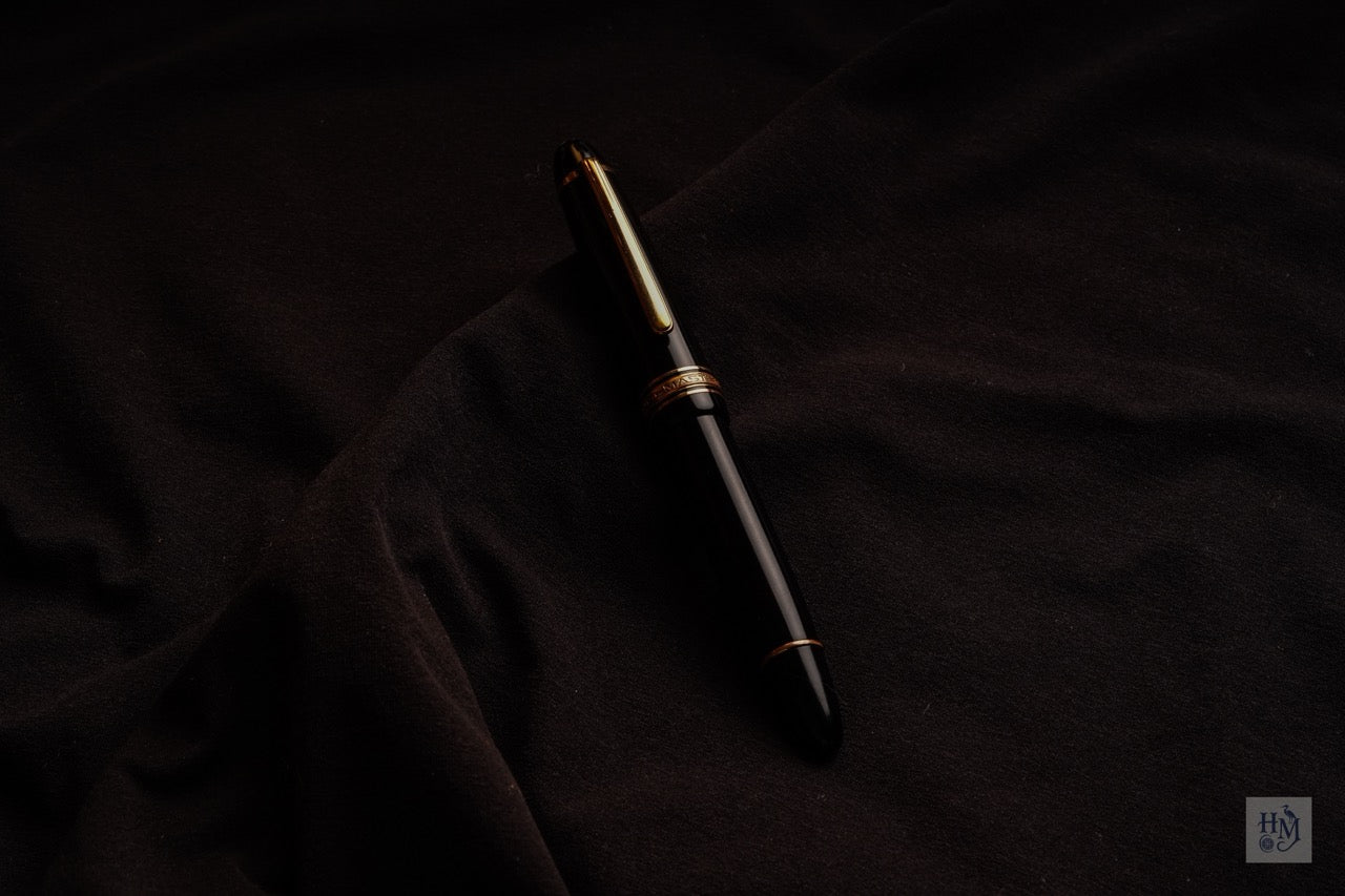 Montblanc 146 1955-1960, Black Celluloid GPT, #6 14C F Nib