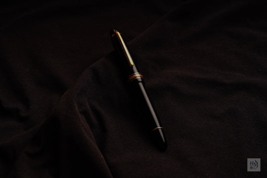 Montblanc 146 1955-1960, Black Celluloid GPT, #6 14C F Nib