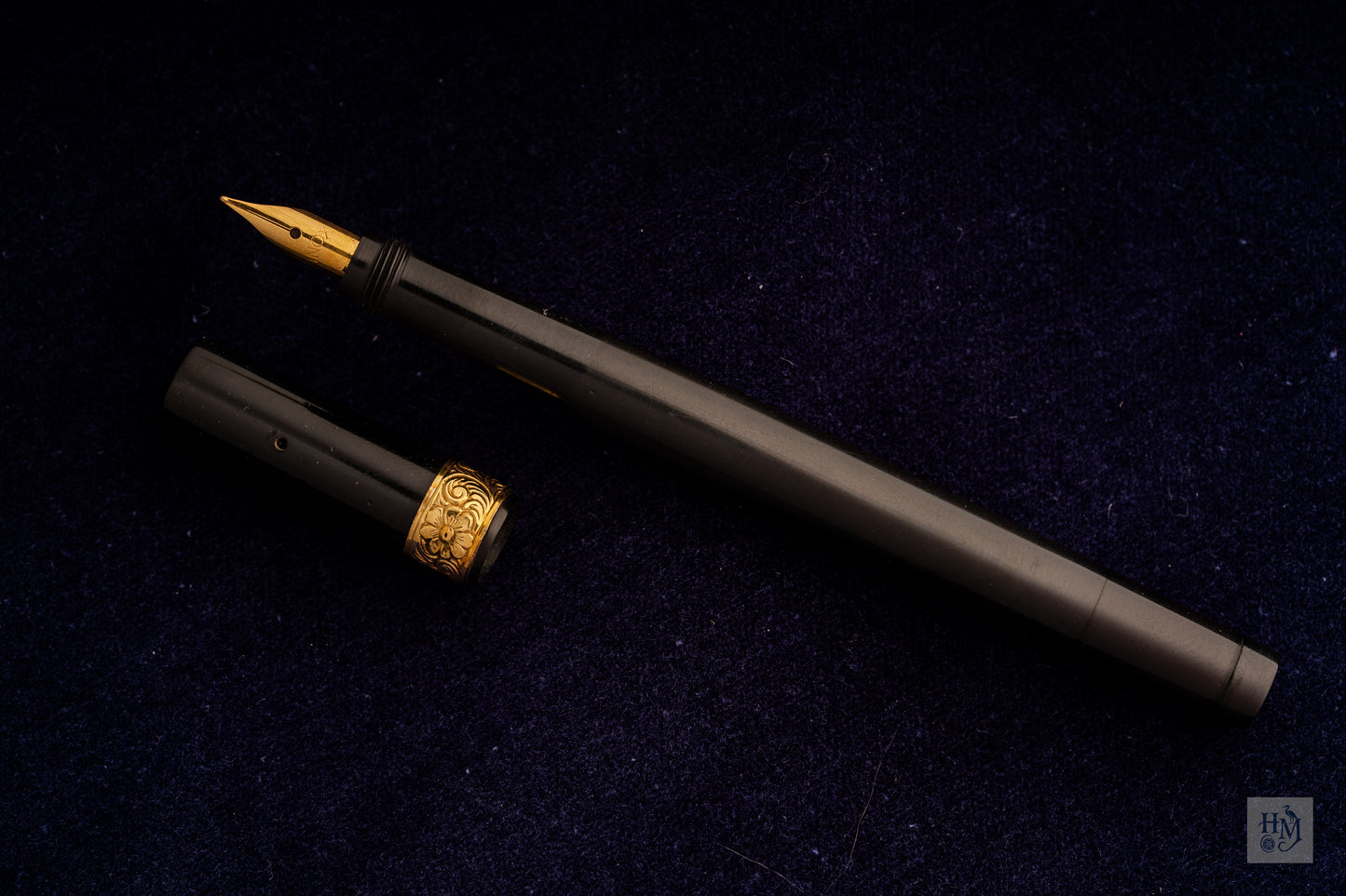 Gold Starry Baby Safety, Black Ebonite, Inox Steel Nib