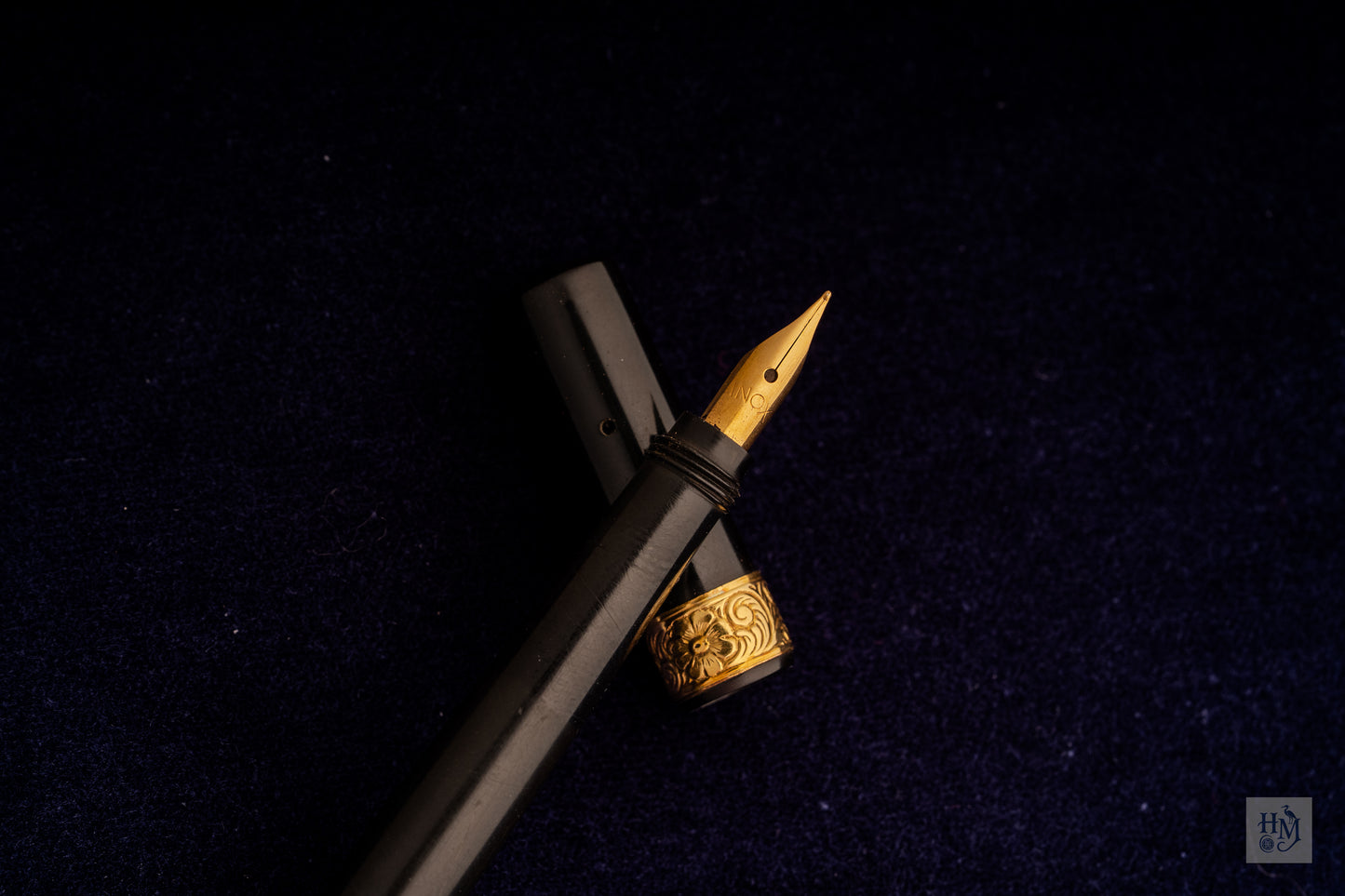 Gold Starry Baby Safety, Black Ebonite, Inox Steel Nib