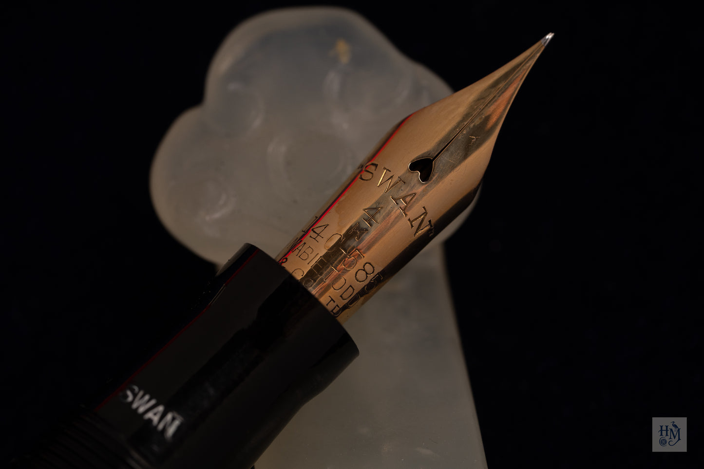 Swan 4460 (1060) Torpedo, #4 Gold Artist, Black Celluloid, 3-band Gold Trim