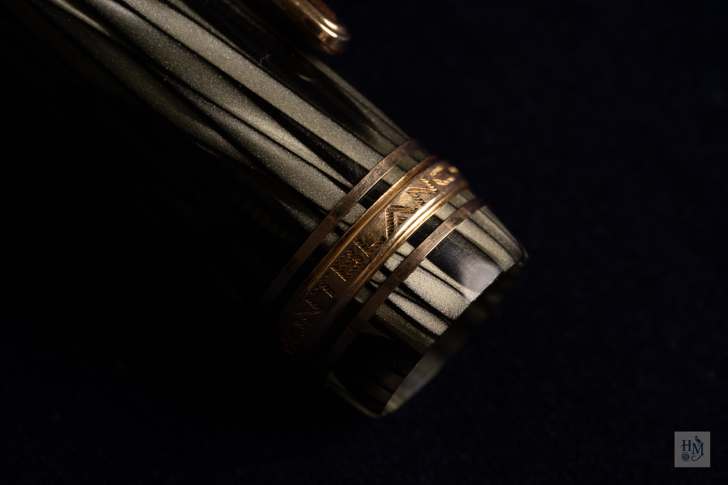 Montblanc 146 1952, Grey Striated Celluloid GPT, #6 14C Bi-Tone EF Nib