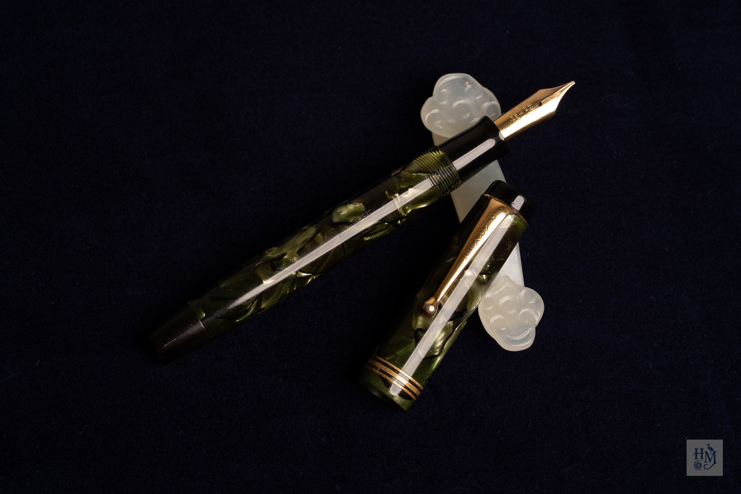 Parker Duofold Senior Streamline, Sea Green and Pearl Celluloid GPT, #6 18k Flex