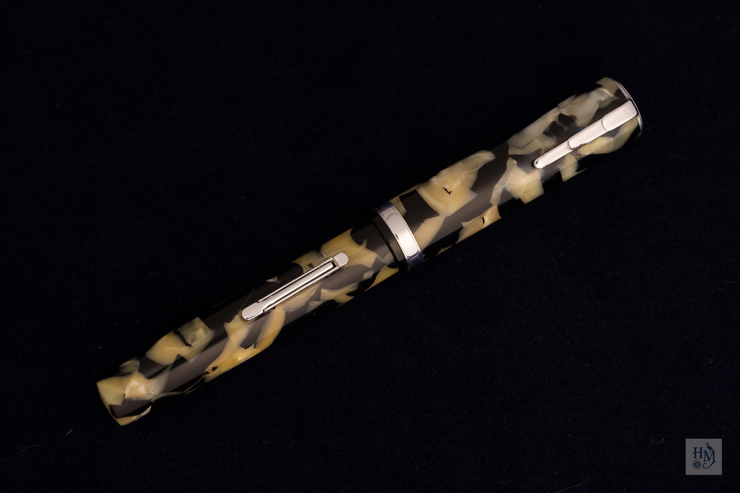 Waterman's Lady Patricia, Nacre Celluloid NPT, Manifold #2 14k