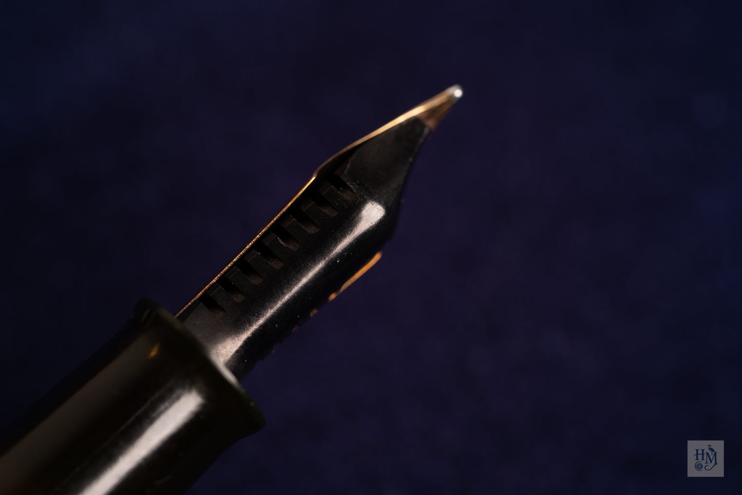 Sheaffer Balance Junior, Green Striated Celluloid GPT, Feather #2 14k