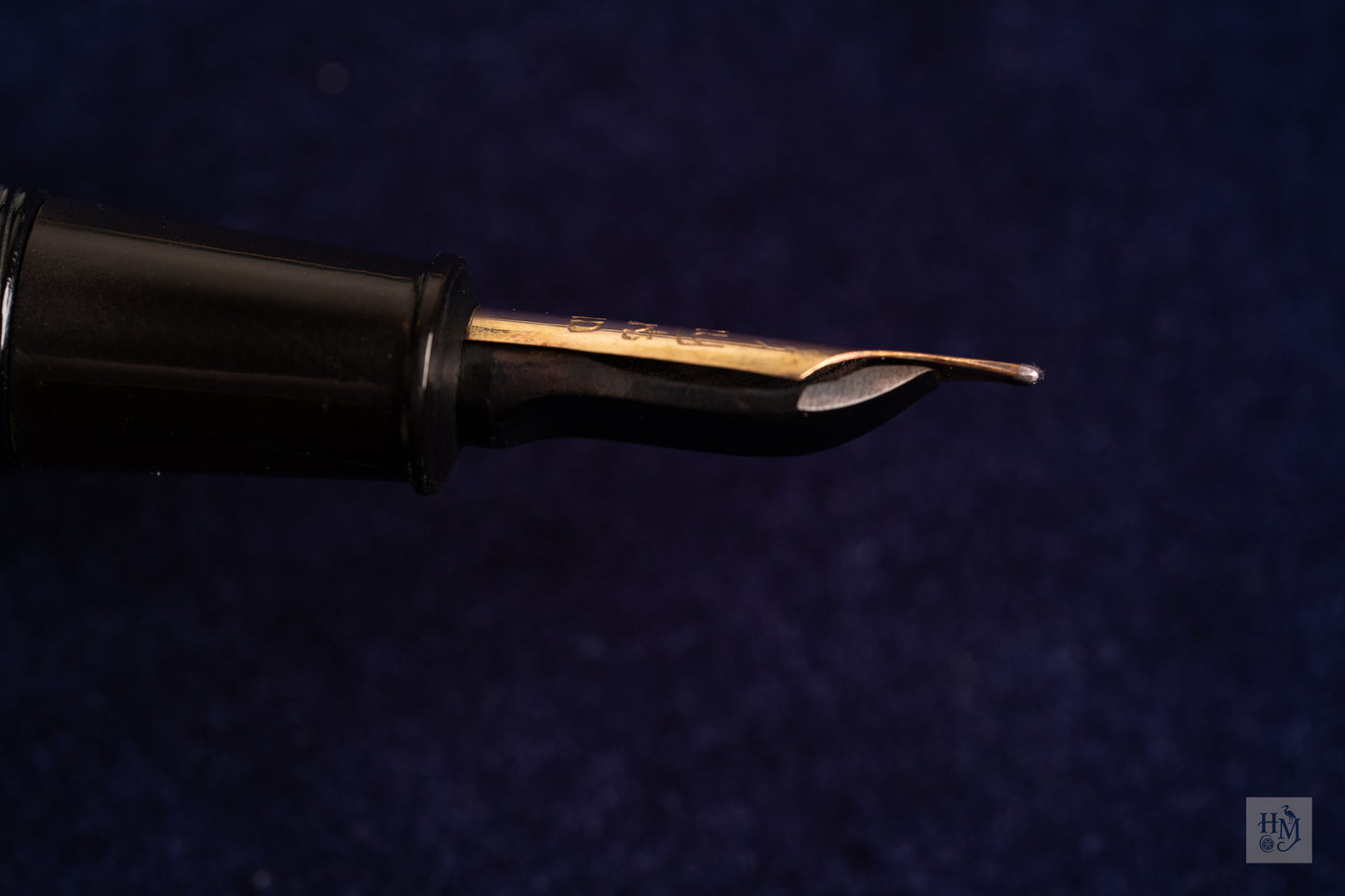 Conway Stewart 286, Black Celluloid GPT, #4 14k Flex