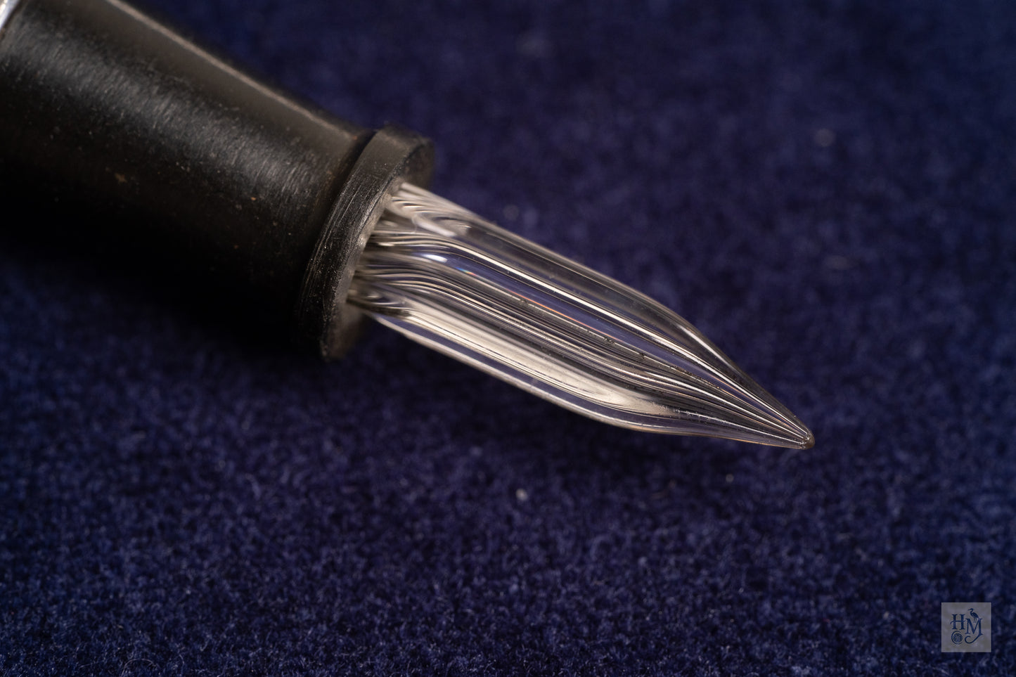French Chased Aluminum Button-Filler, NPT, Glass Nib