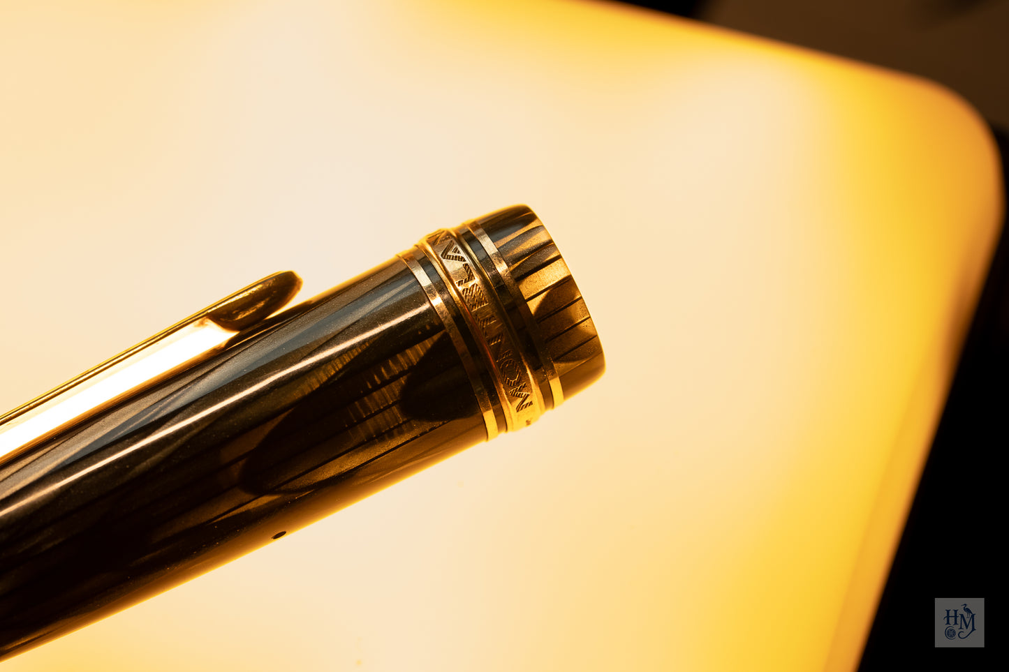 Montblanc 146 1952, Grey Striated Celluloid GPT, #6 14C Bi-Tone EF Nib
