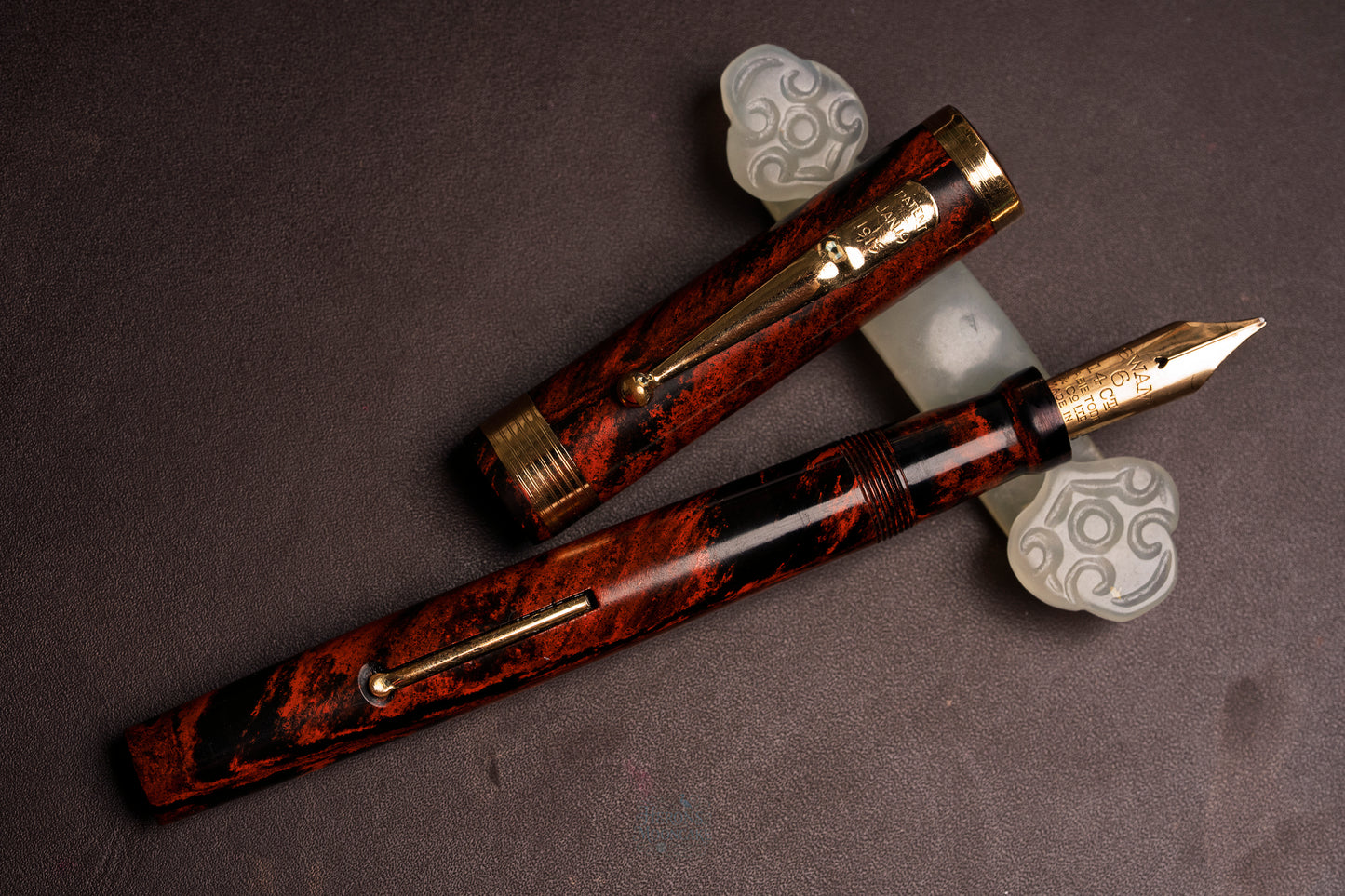 Mabie Todd Swan Eternal 46 | Mottled Ebonite GPT NY | #6 14ct ENG Nib
