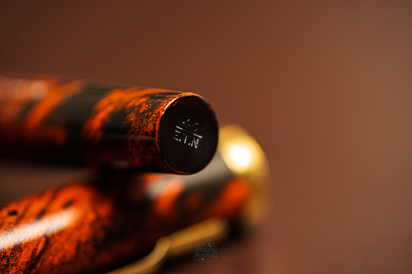 Mabie Todd Swan Eternal 46 | Mottled Ebonite GPT NY | #6 14ct ENG Nib