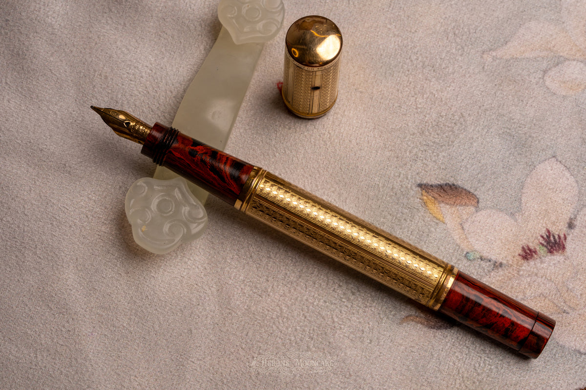 Unic | 1 Safety | Red Mottled French Ebonite, GF Waves Guilloché Overlay | 18ct #2 Flex