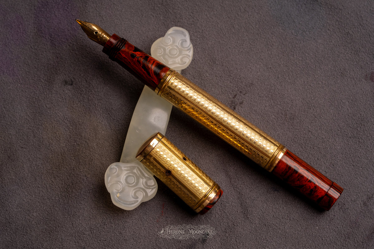 Unic | 1 Safety | Red Mottled French Ebonite, GF Waves Guilloché Overlay | 18ct #2 Flex