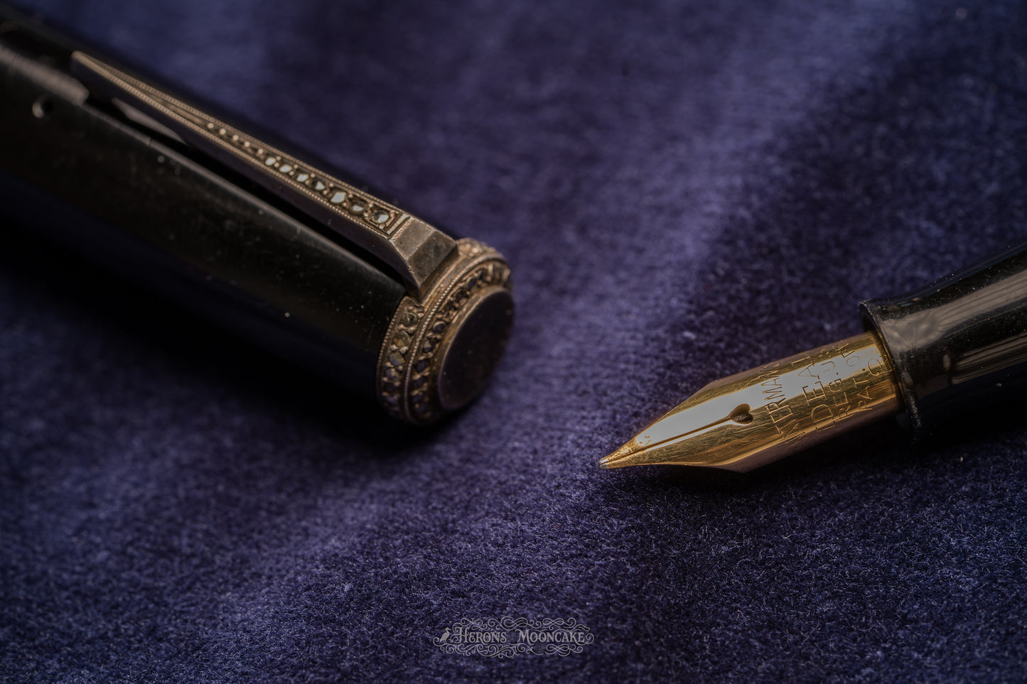 Waterman's | 32 Glass Cartridge | Black Celluloid | #2 Flex