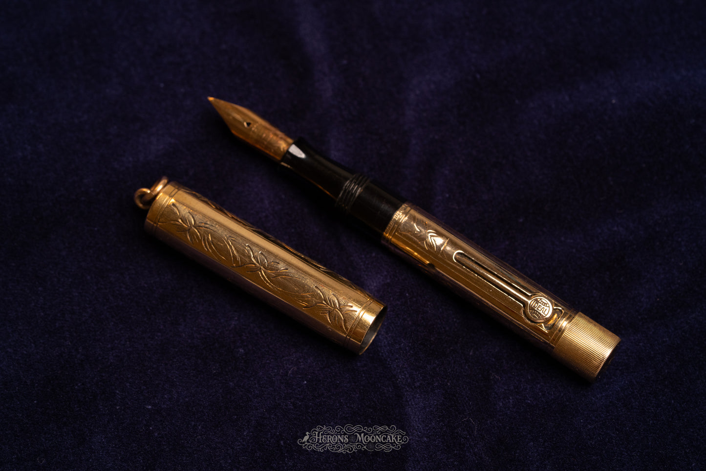 Waterman's | 0552½ V | Gold Pansy Overlay | #2 Flex