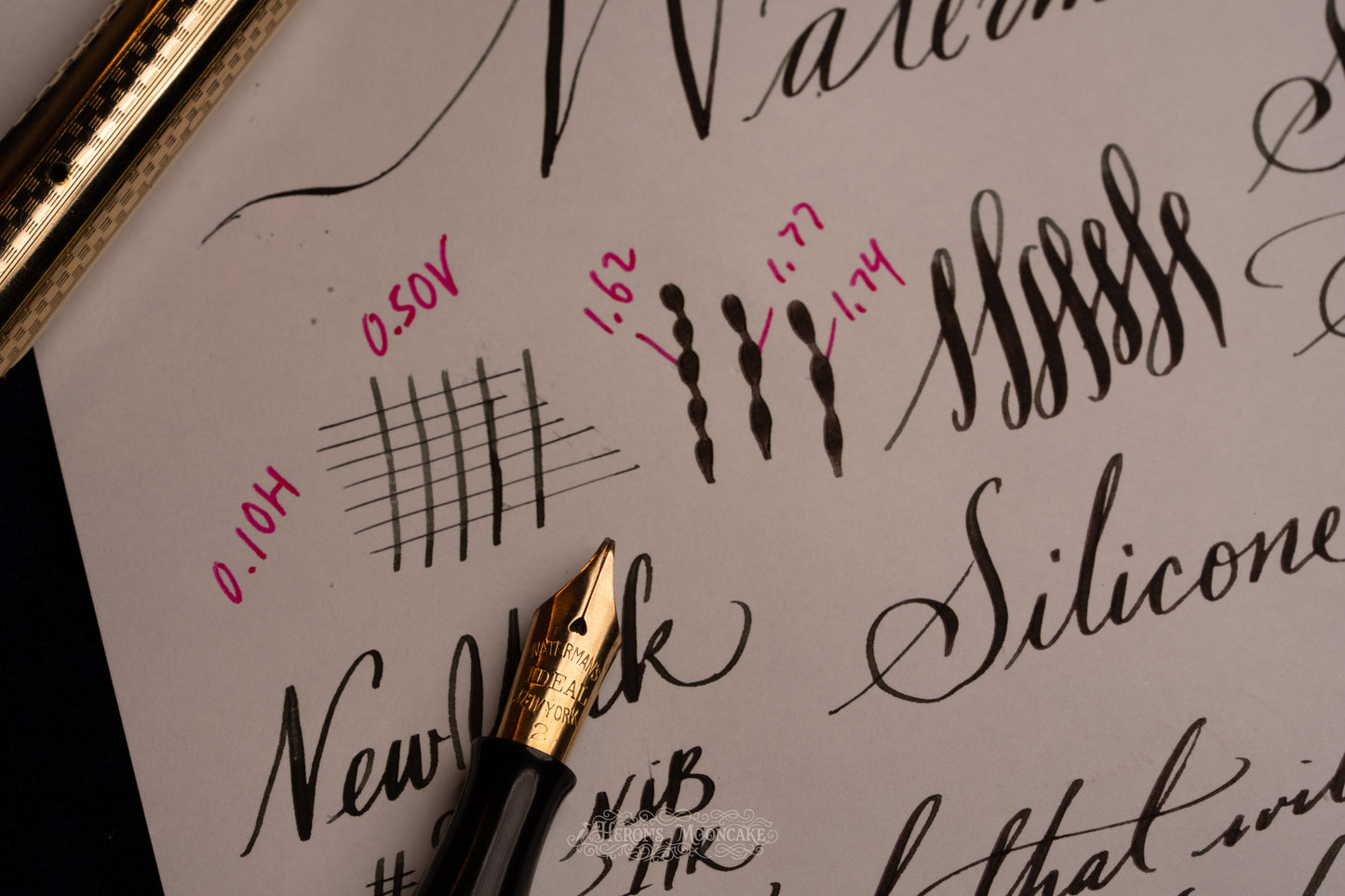 Waterman's | 0552½ V | Gold Gothic Overlay | #2 Flex Stub