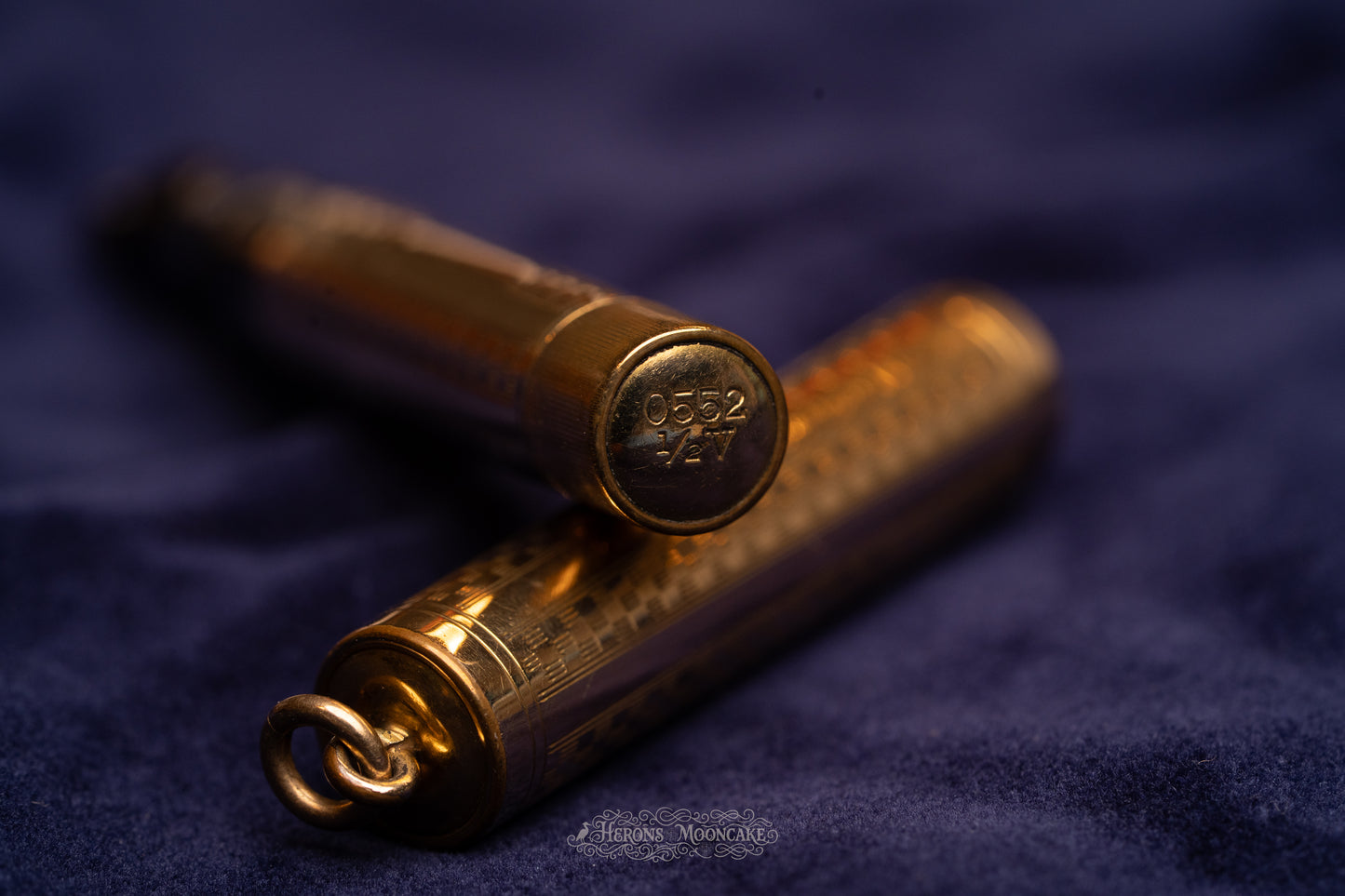 Waterman's | 0552½ V | Gold Gothic Overlay | #2 Flex Stub