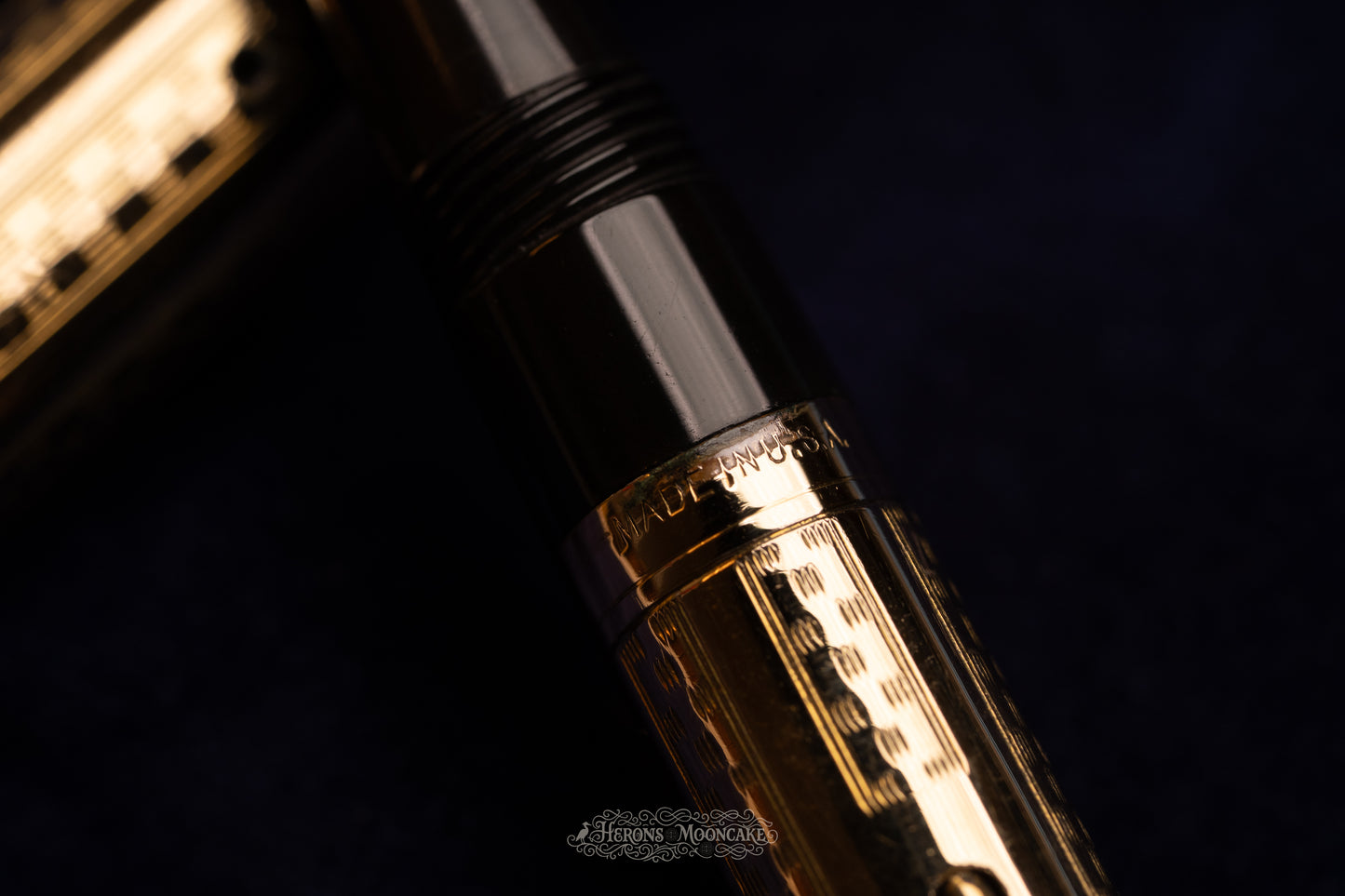 Waterman's | 0552½ V | Gold Gothic Overlay | #2 Flex Stub