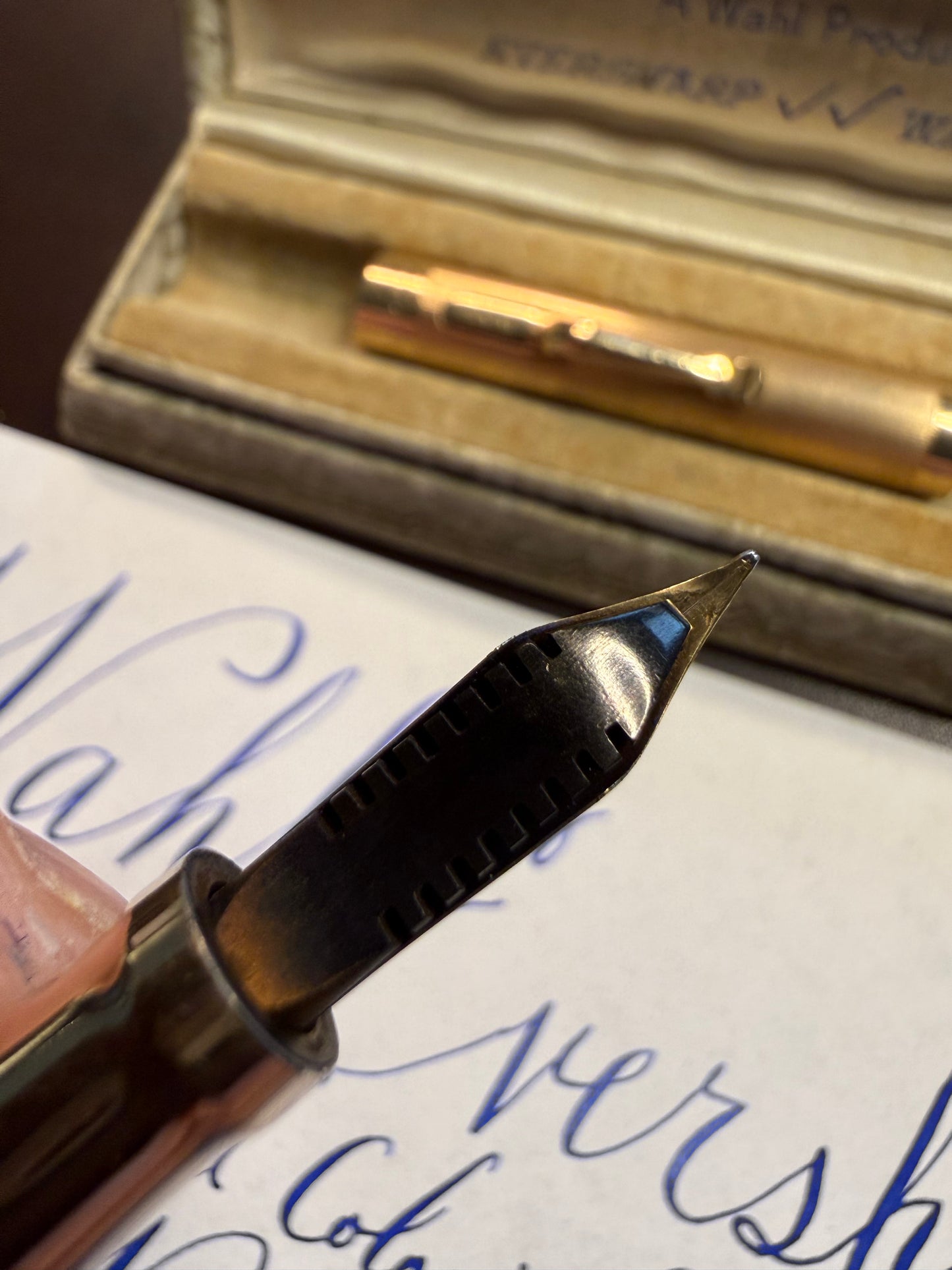 Wahl Eversharp Wahl Pen, Gold-Filled Overlay Colonial Pattern, #3 Wahl Noodle nib