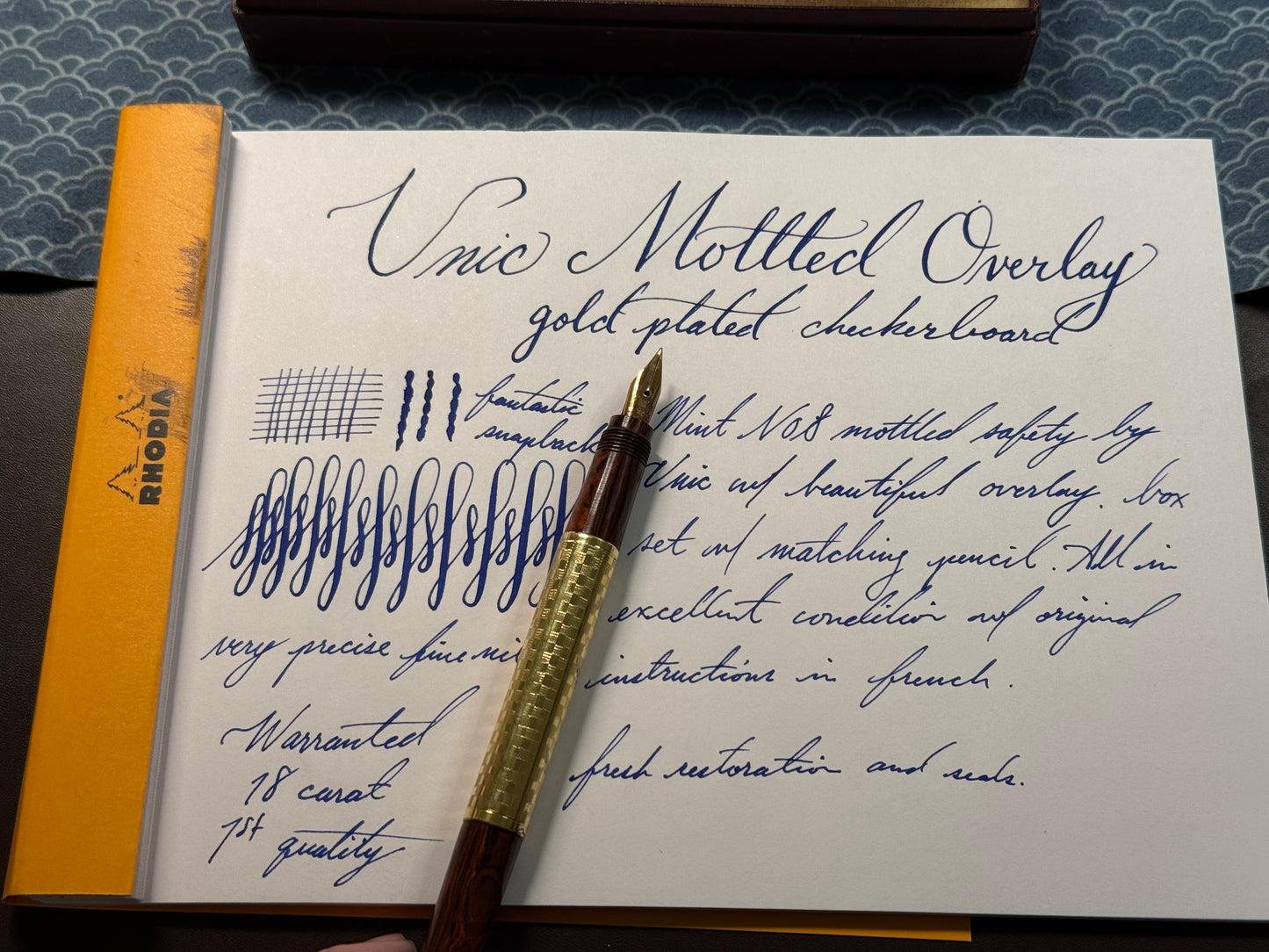 Unic Safety Boxed Pen & Pencil Set, Mottled Gold "Checkerboard" Overlay, #2 18ct Warranted Nib