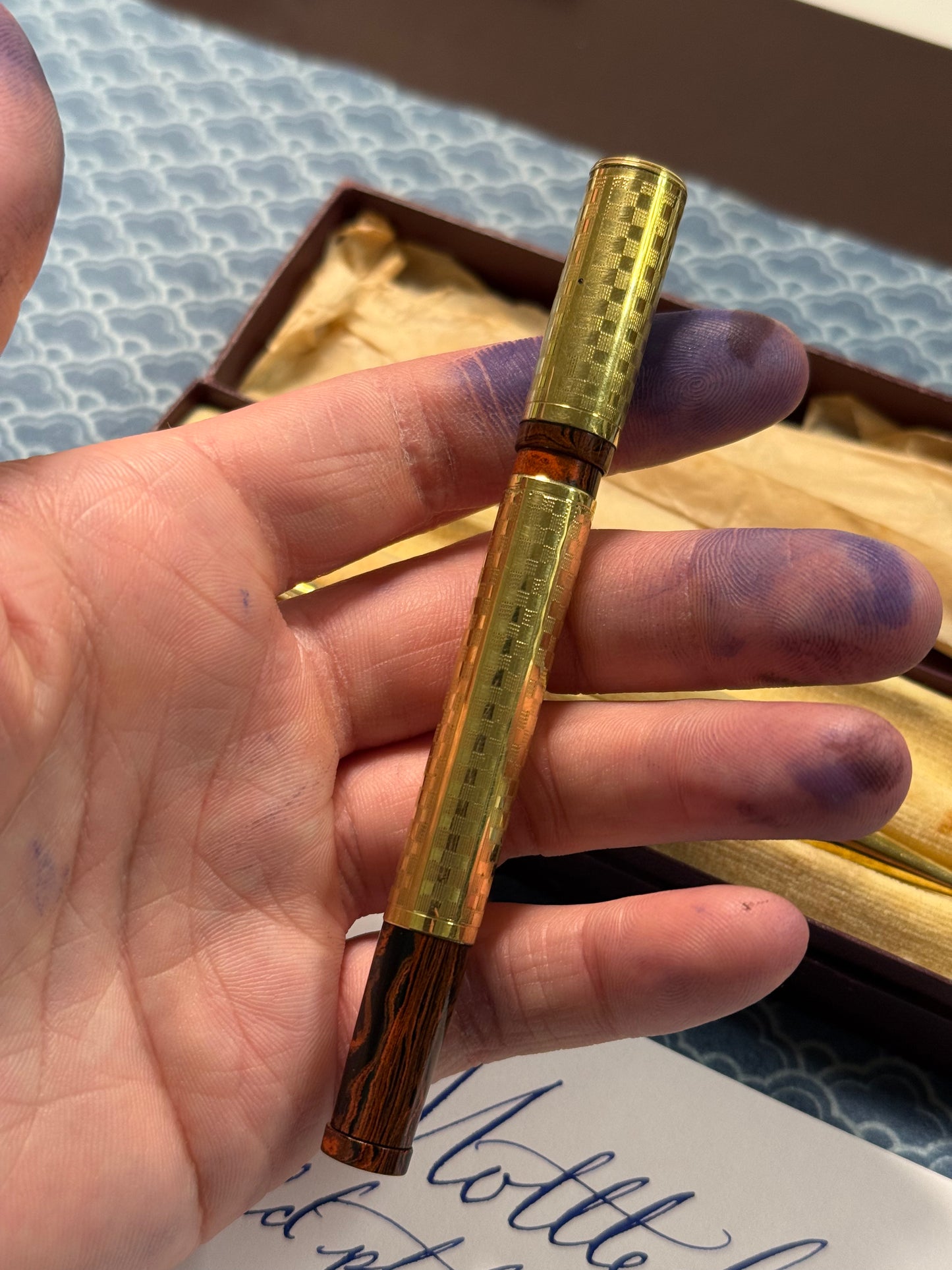 Unic Safety Boxed Pen & Pencil Set, Mottled Gold "Checkerboard" Overlay, #2 18ct Warranted Nib