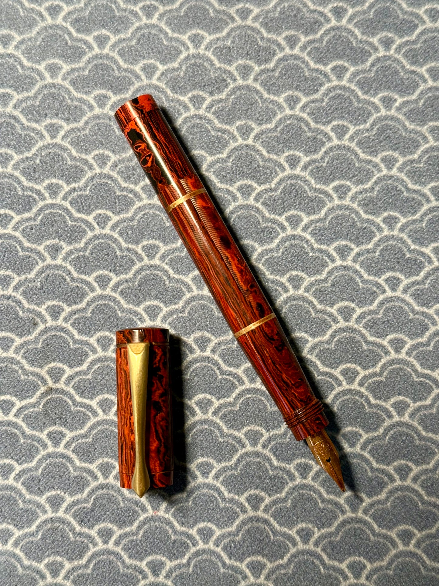 Bayard Baby Safety, Sheraton Chased Mottled Ebonite GPT, #2 18kt Bayard Nib