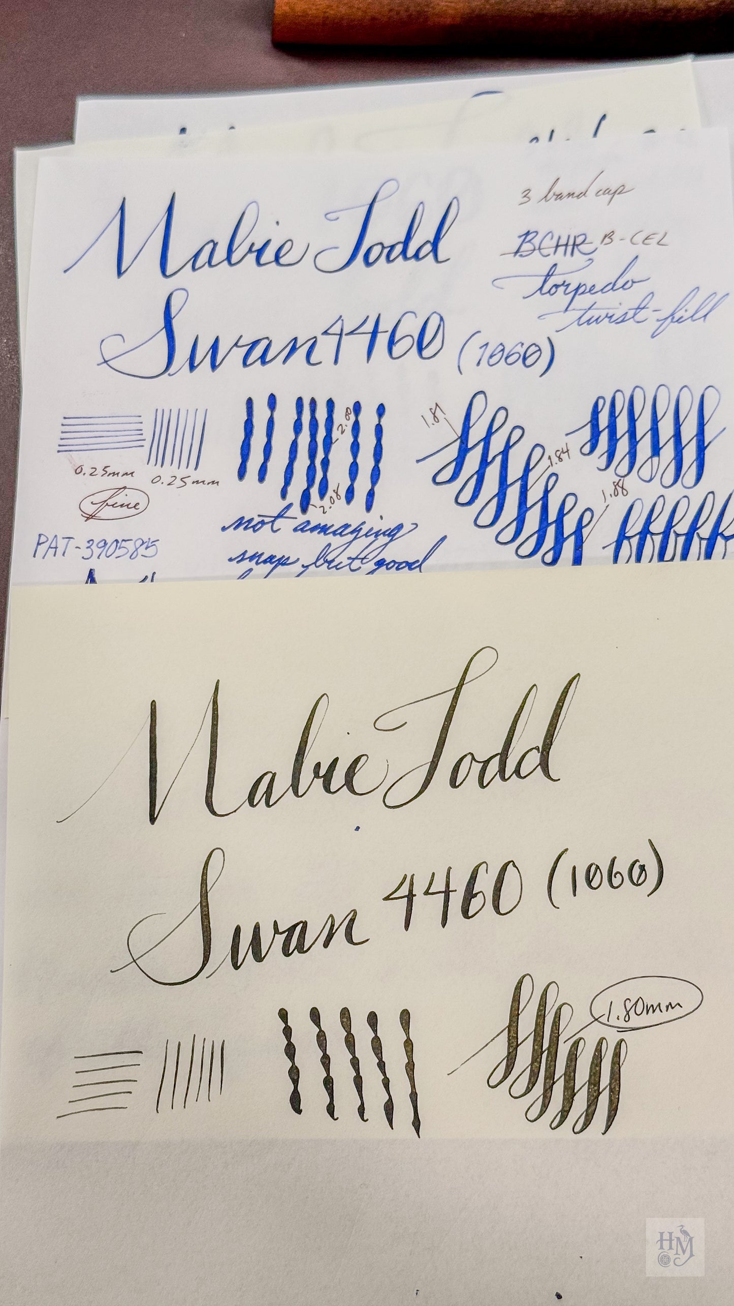 Swan 4460 (1060) Torpedo, #4 Gold Artist, Black Celluloid, 3-band Gold Trim