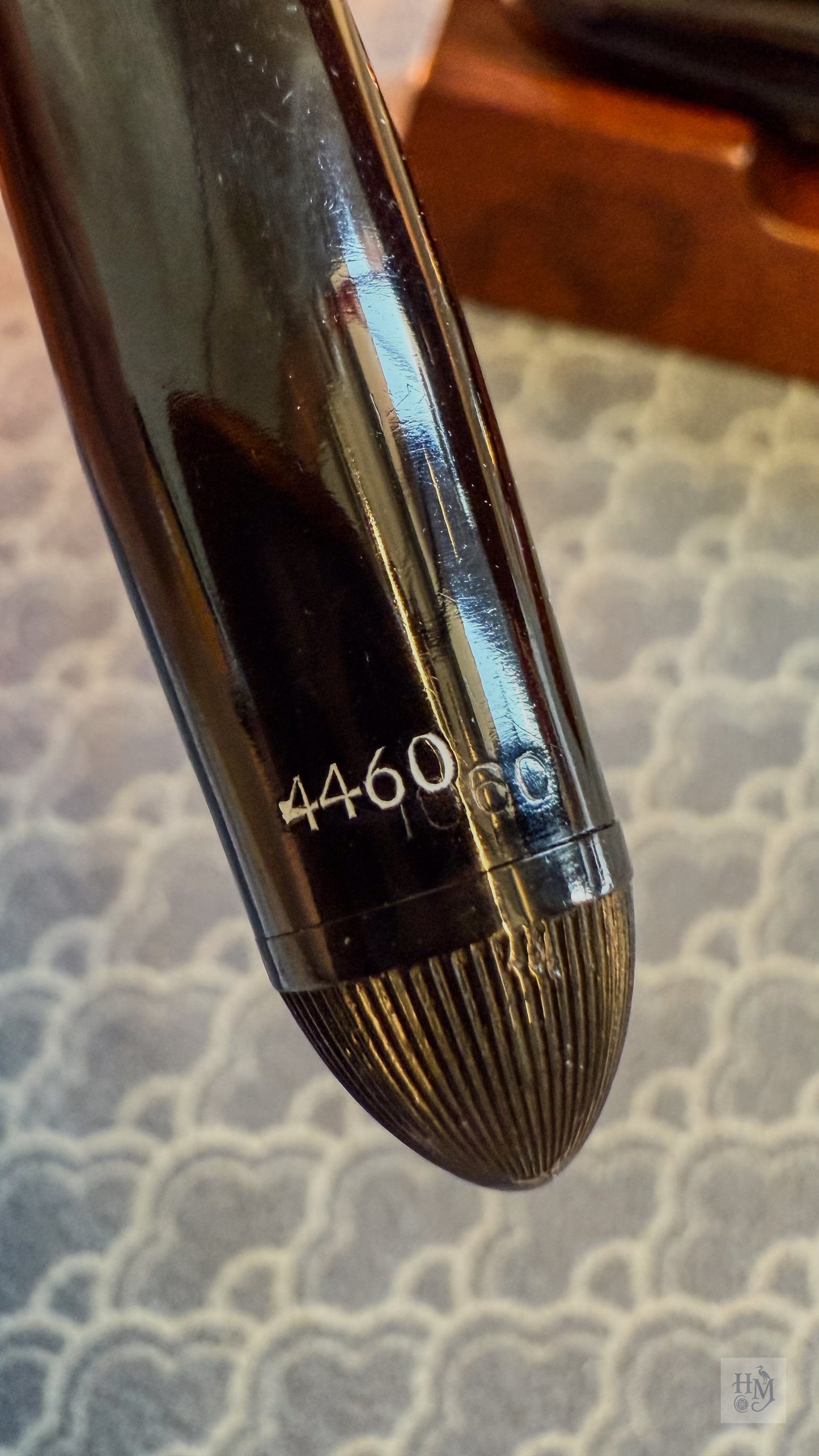 Swan 4460 (1060) Torpedo, #4 Gold Artist, Black Celluloid, 3-band Gold Trim